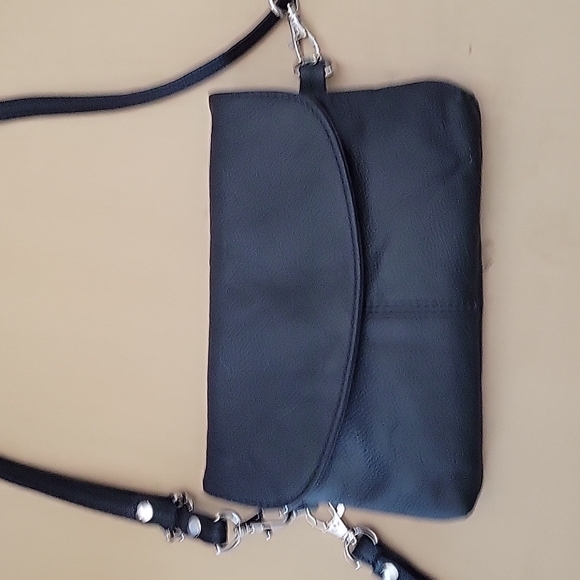 Black cowhide leathder crossbody purse. Very soft and lots of pockets. - Picture 12 of 12
